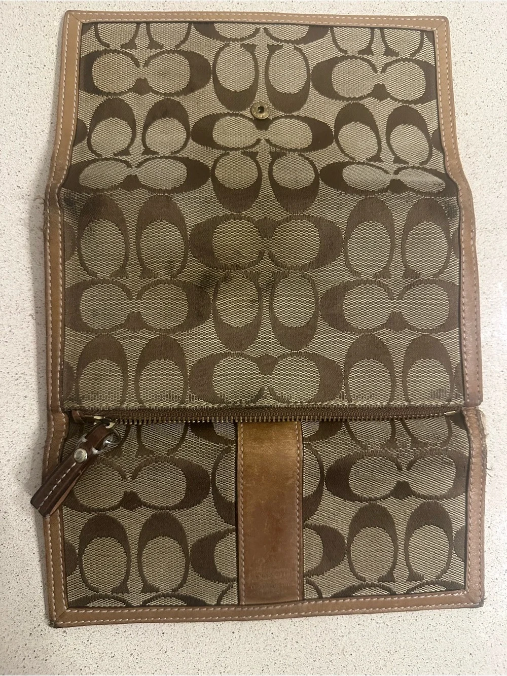 Coach Signature C Long Wallet – Brown/Tan